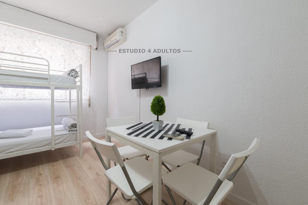Apartamentos Arapiles Madrid Bagian luar foto