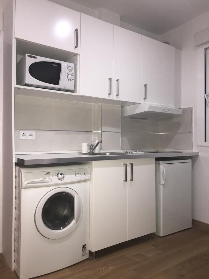 Apartamentos Arapiles Madrid Bagian luar foto